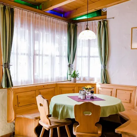 Bed & Breakfast Gaestezimmer Steiner