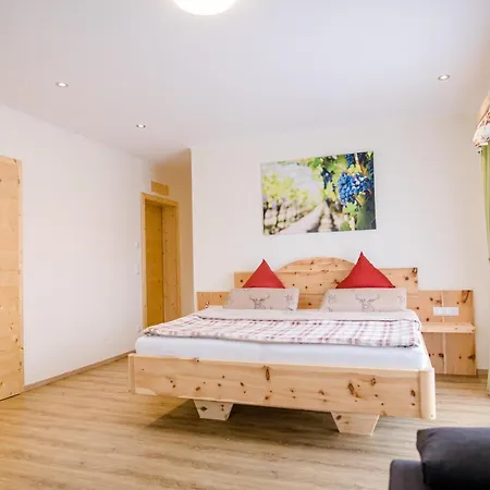 Bed & Breakfast Gaestezimmer Steiner Gamlitz